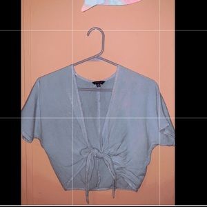 XS crop top with tie in front